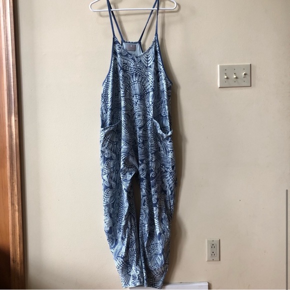 Free People Movement RARE Hot Shot Onesie. Size Small - Picture 5 of 9